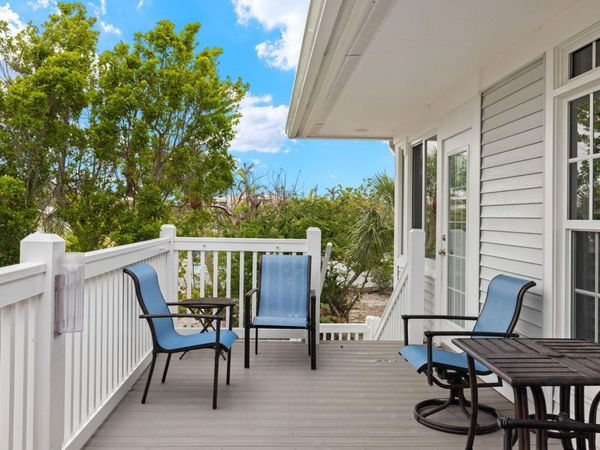 284 Ferry Landing Dr, Sanibel, FL 33957