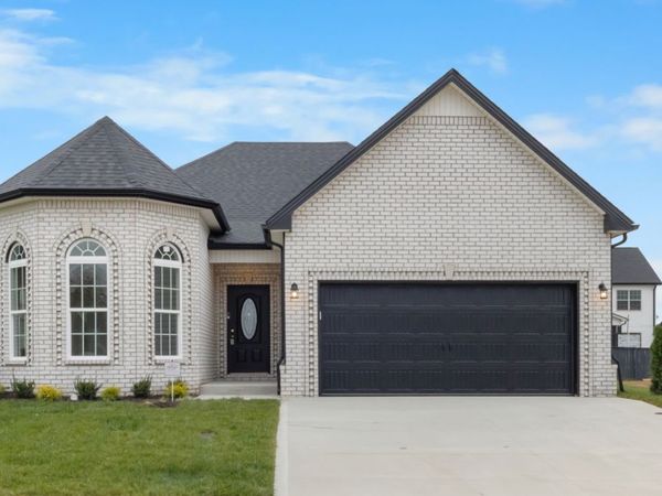 970 Vendue Ave, Clarksville, TN 37042