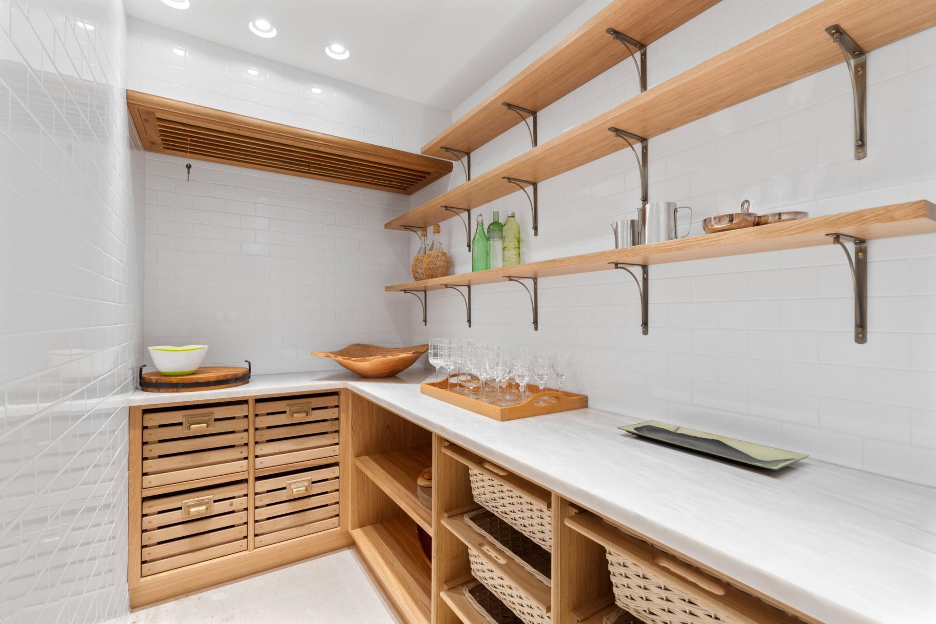 239 Emerald Lane, Palm Beach, FL 33480 Photo