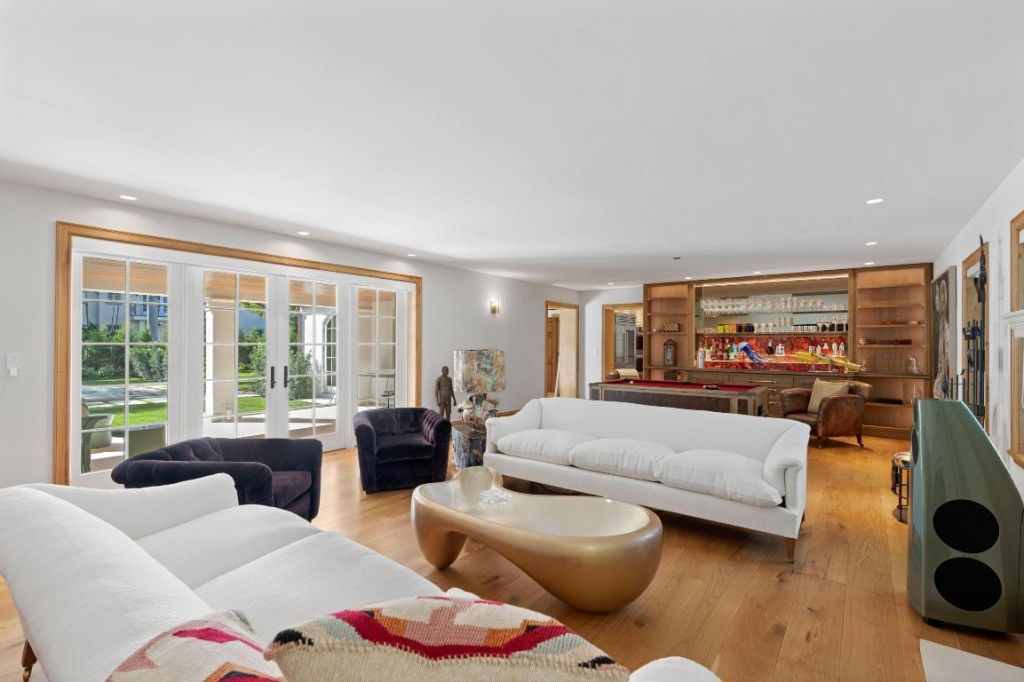 239 Emerald Lane, Palm Beach, FL 33480 Photo