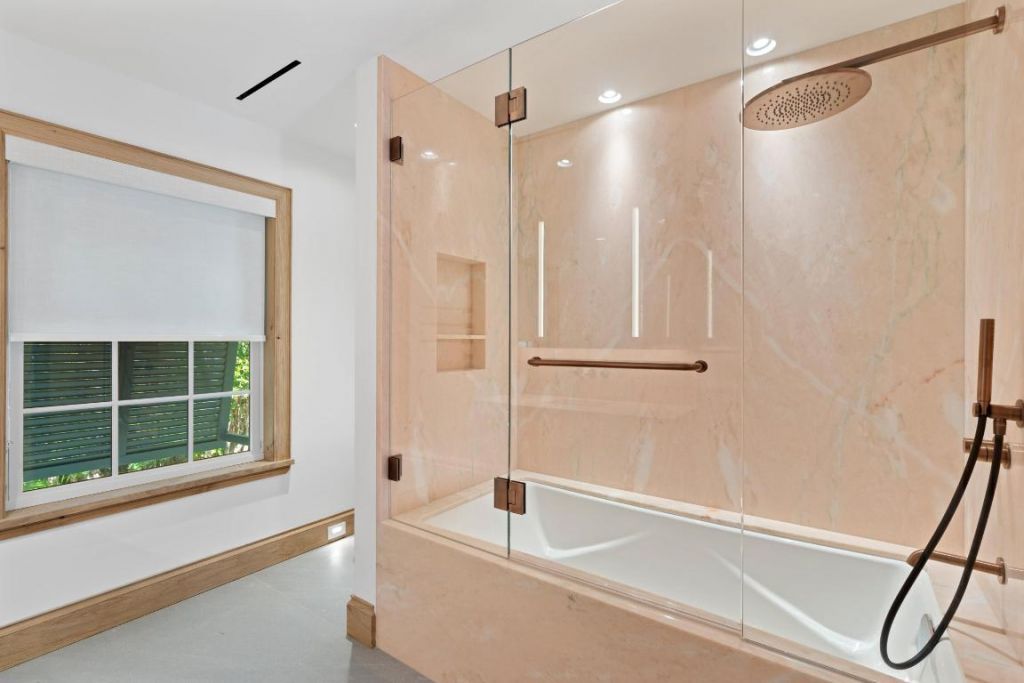 239 Emerald Lane, Palm Beach, FL 33480 Photo