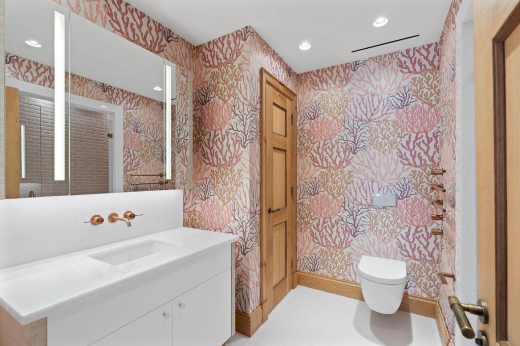 239 Emerald Lane, Palm Beach, FL 33480 Photo