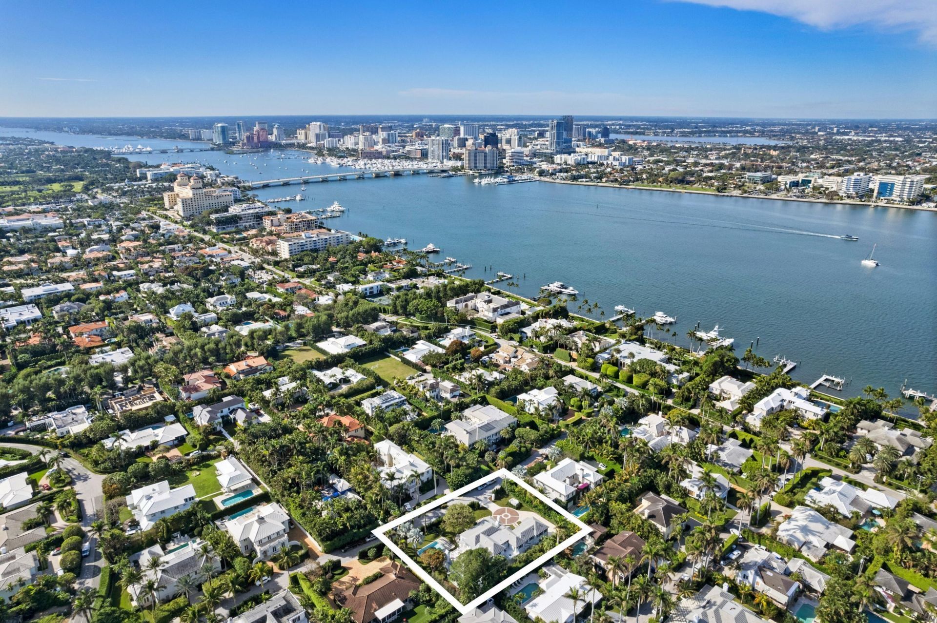 239 Emerald Lane, Palm Beach, FL 33480 Photo