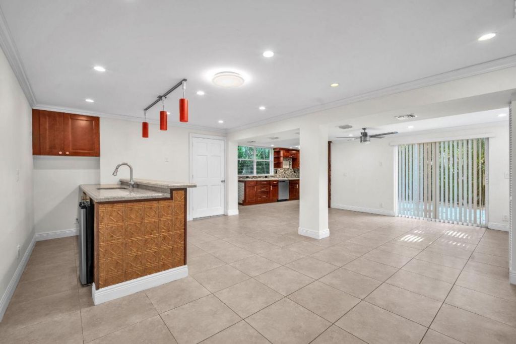 144 NW 4th Avenue, Boca Raton, FL 33432 Photo