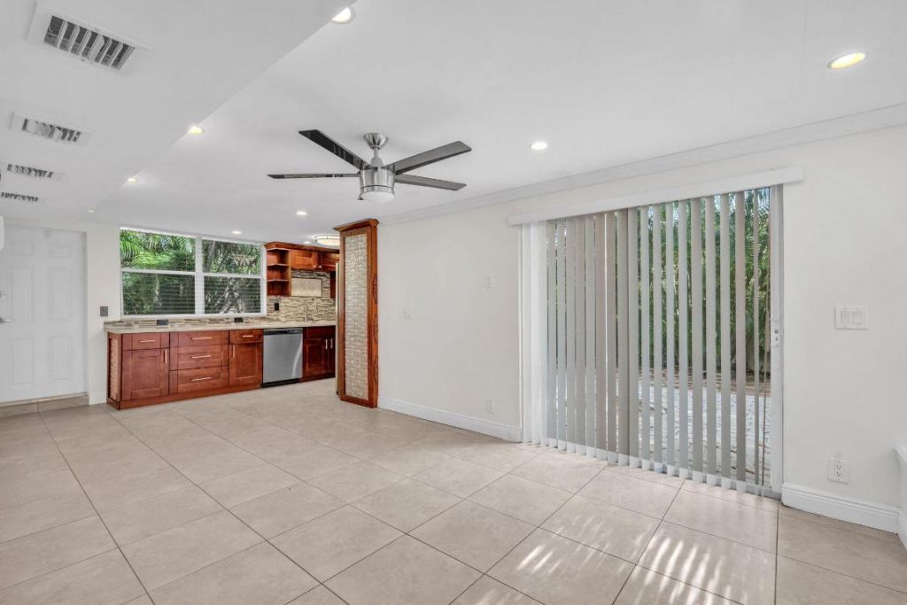 144 NW 4th Avenue, Boca Raton, FL 33432 Photo