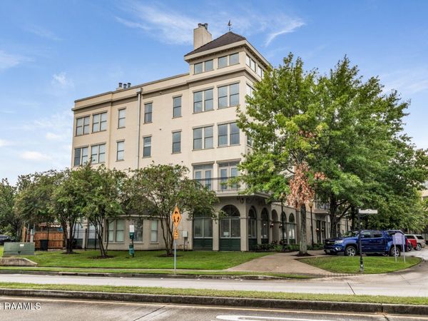 201 Settlers Trace Boulevard, Unit Apt 1413, Lafayette, LA 70508