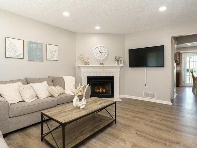 7867 Meadowhaven Boulevard, Unit 57, Columbus, OH 43235 Photo 4