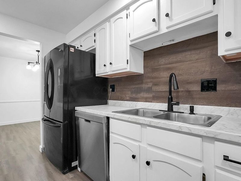 4547 Beachworth Court, Columbus, OH 43232 Photo 12