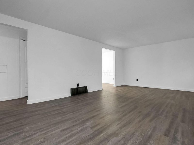 4547 Beachworth Court, Columbus, OH 43232 Photo 6