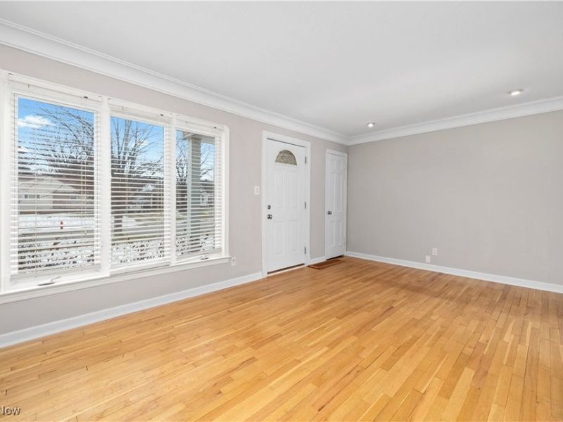 6954 Orchard Boulevard, Parma Heights, OH 44130 Photo 11