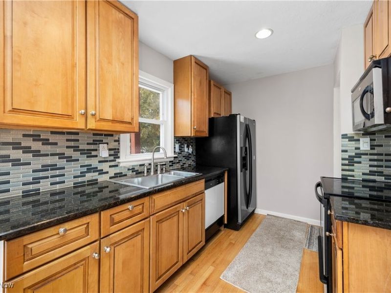 6954 Orchard Boulevard, Parma Heights, OH 44130 Photo 7