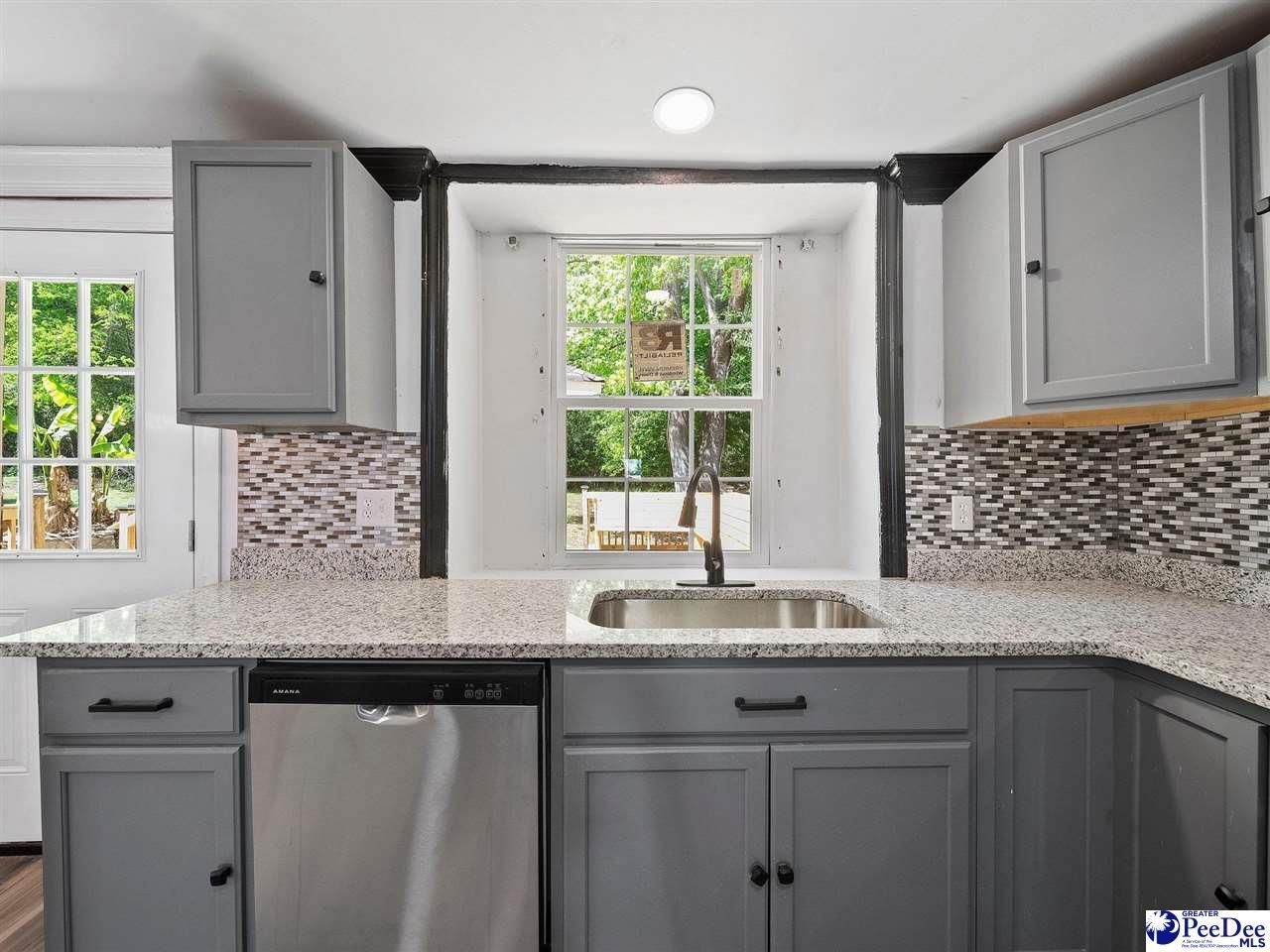 308 E Miller Photo 13