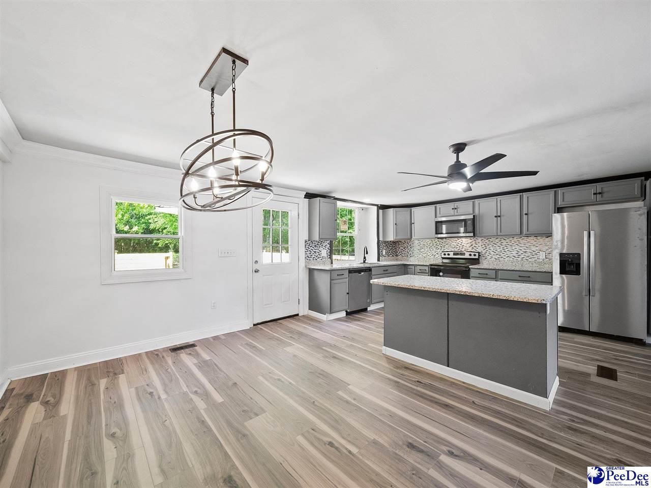 308 E Miller Photo 14