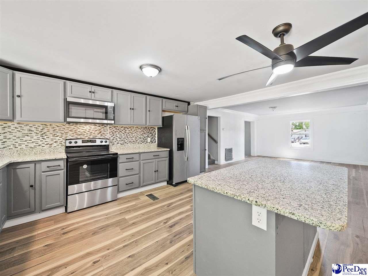 308 E Miller Photo 15