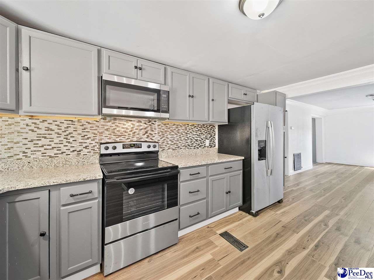 308 E Miller Photo 16