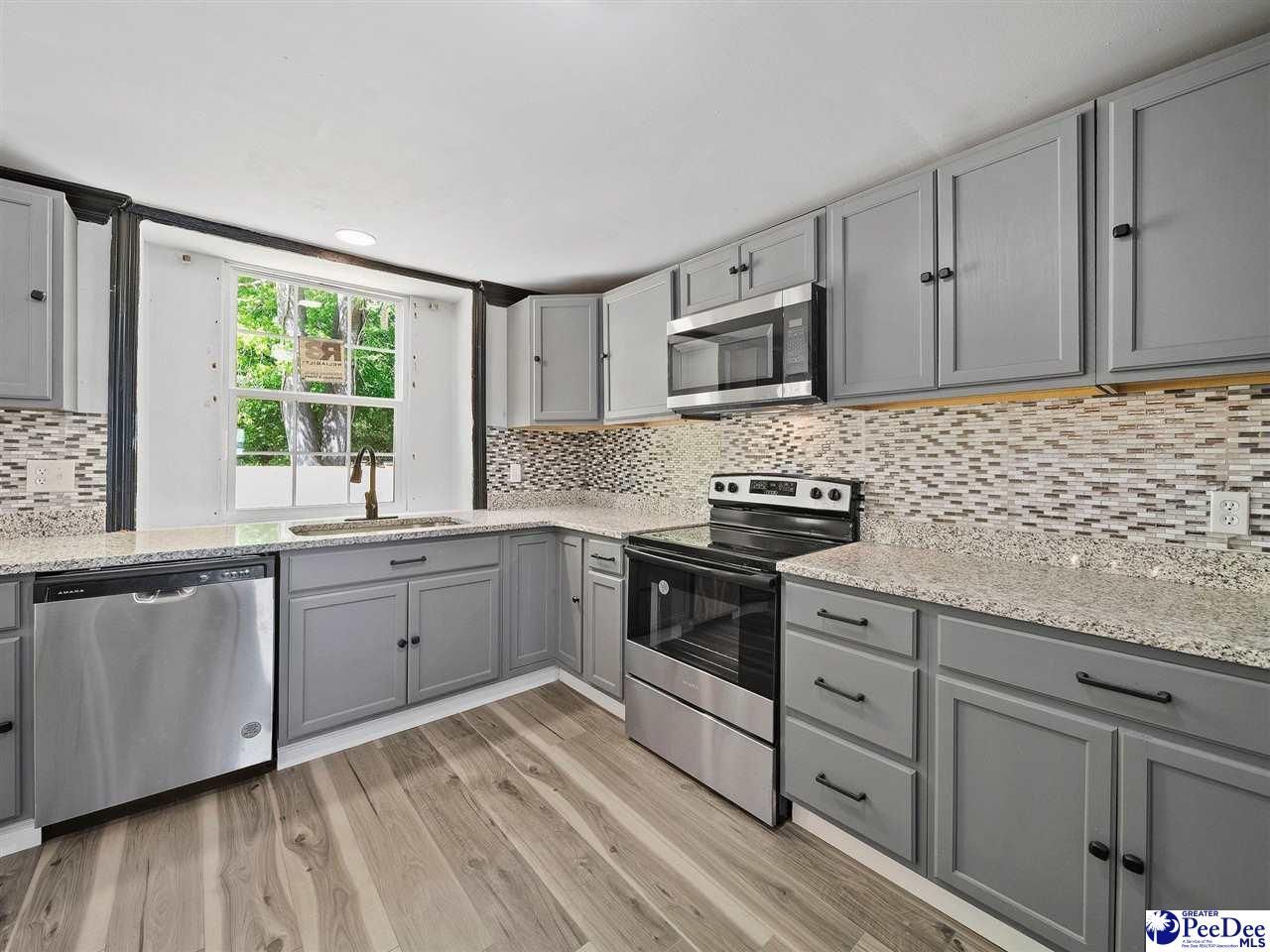 308 E Miller Photo 17