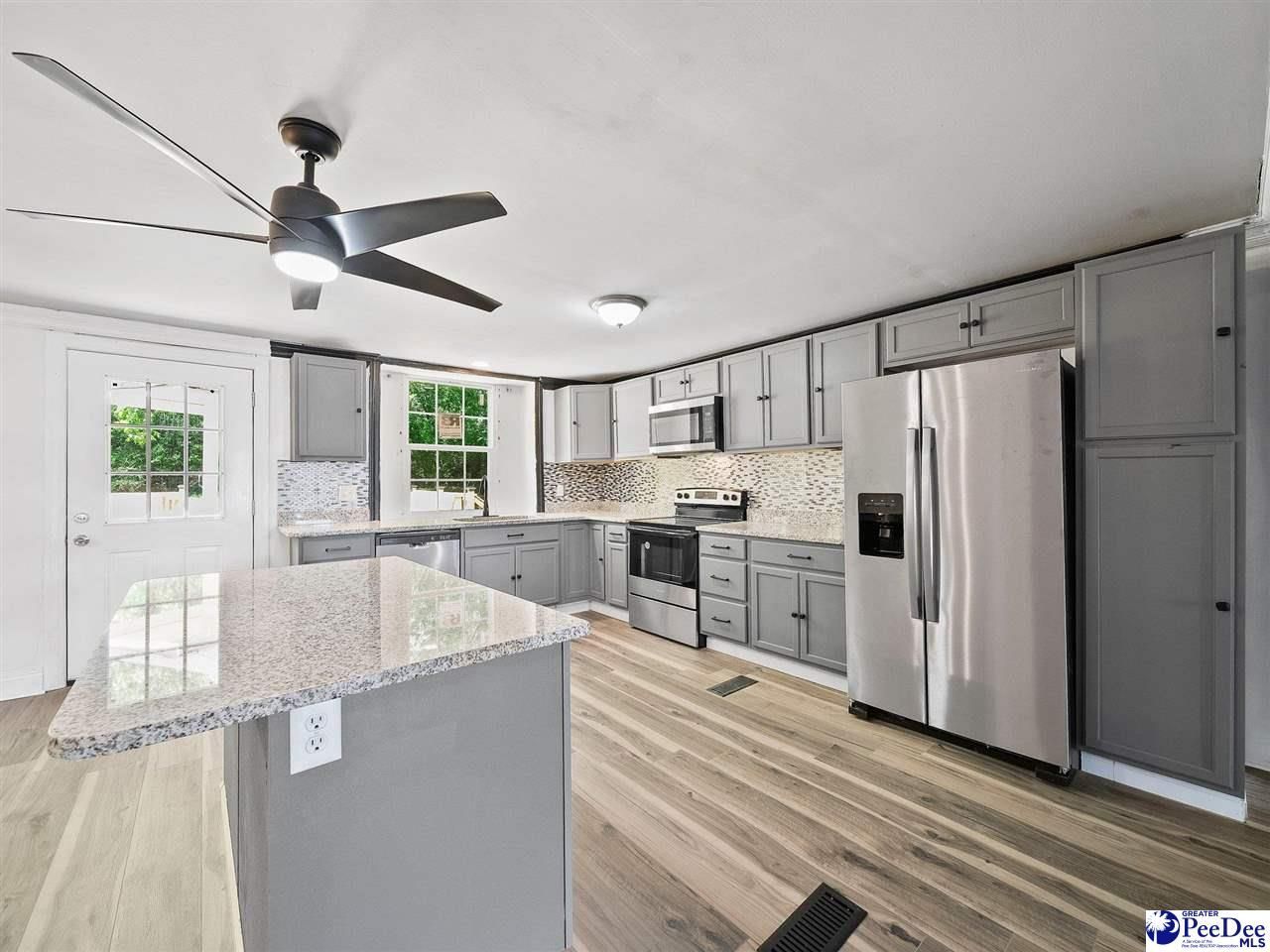 308 E Miller Photo 18