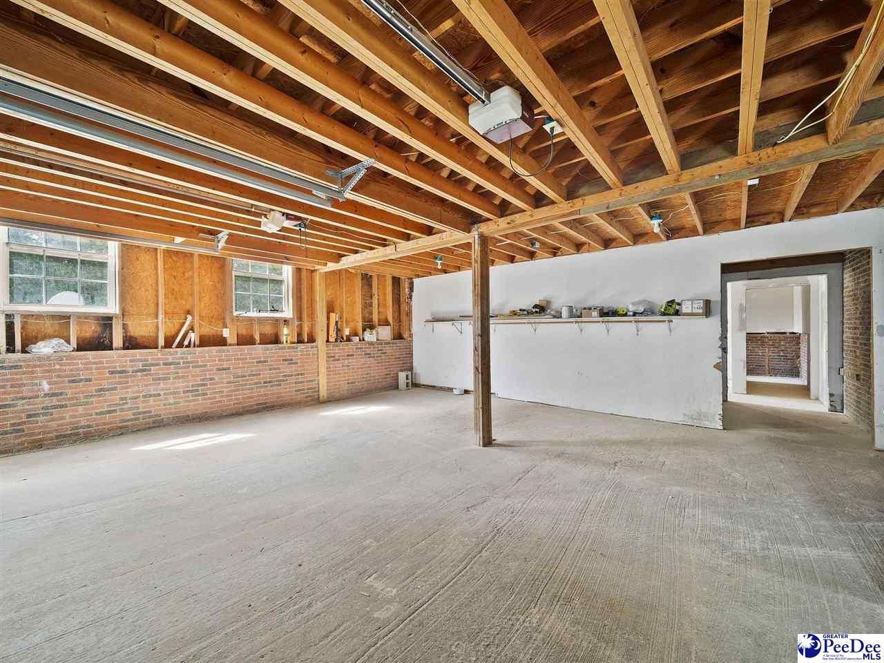 308 E Miller Photo 29