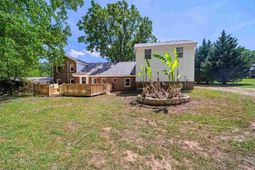 308 E Miller photo 4