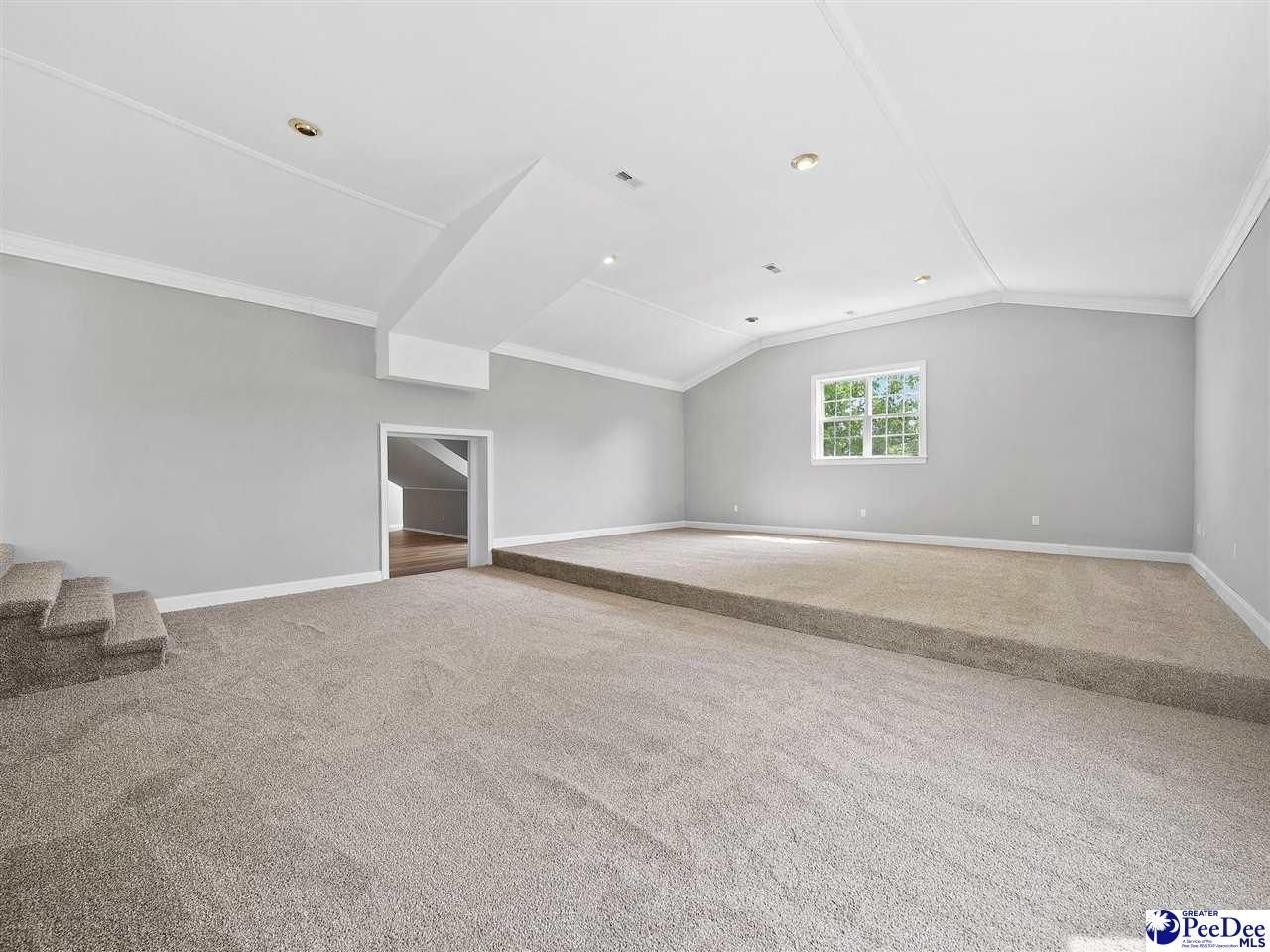 308 E Miller Photo 33