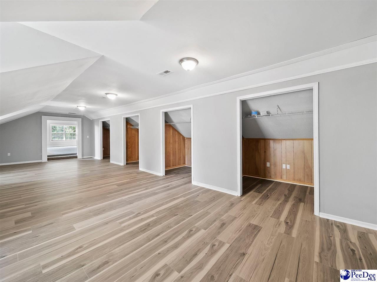 308 E Miller Photo 37