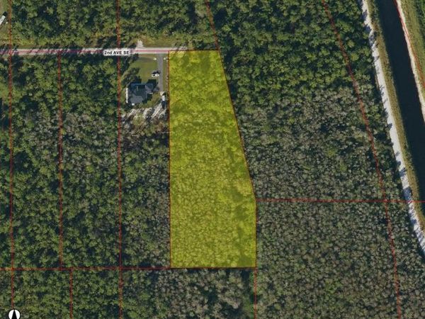 2 AVE SE, NAPLES, FL 34117