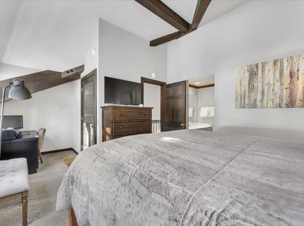 227 Olympic Valley Road, Olympic Valley, CA 96146 Photo