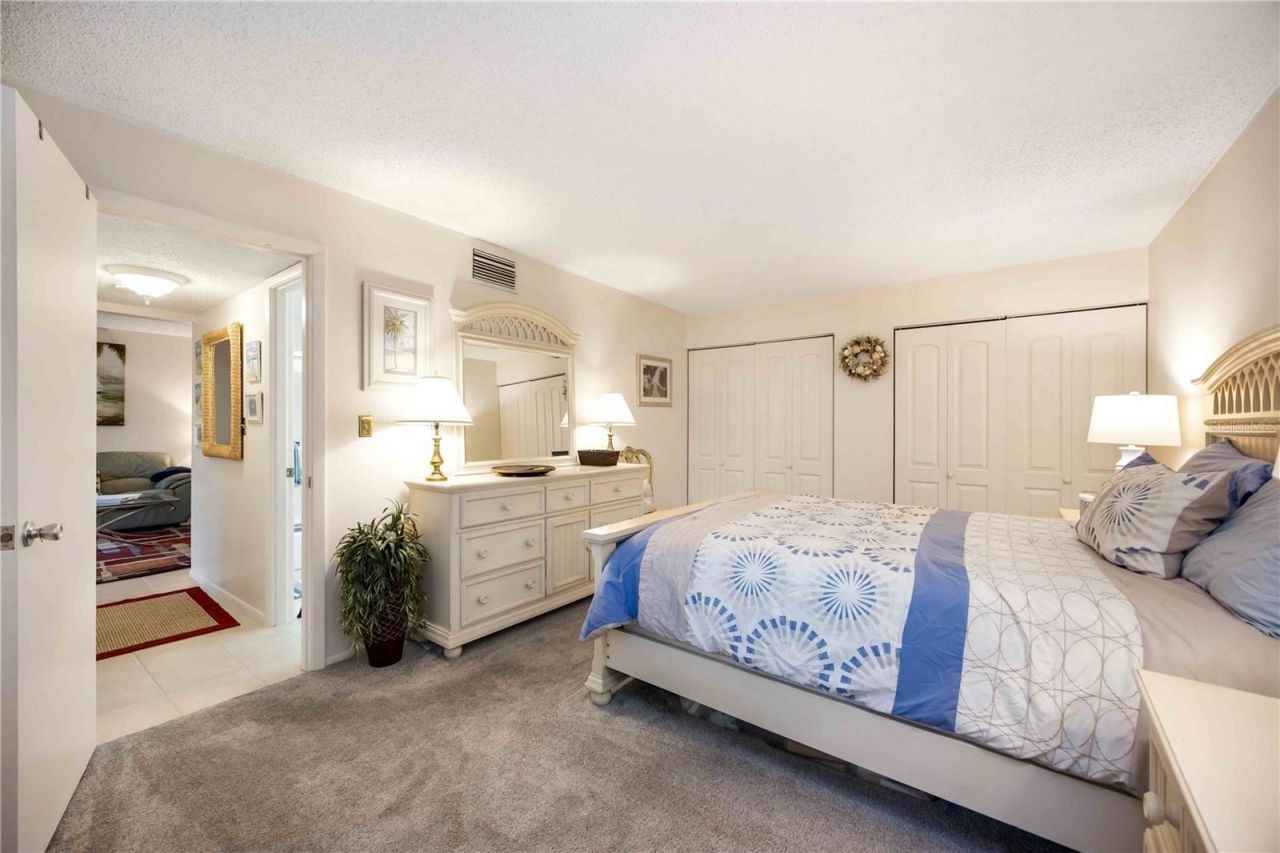 5631 Midnight Pass Road, Unit 1002, Sarasota, FL 34242 Photo