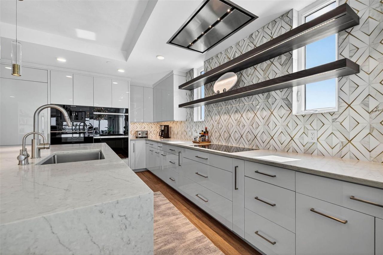 19816 Gulf Boulevard, Unit 501, Indian Shores, FL 33785 Photo