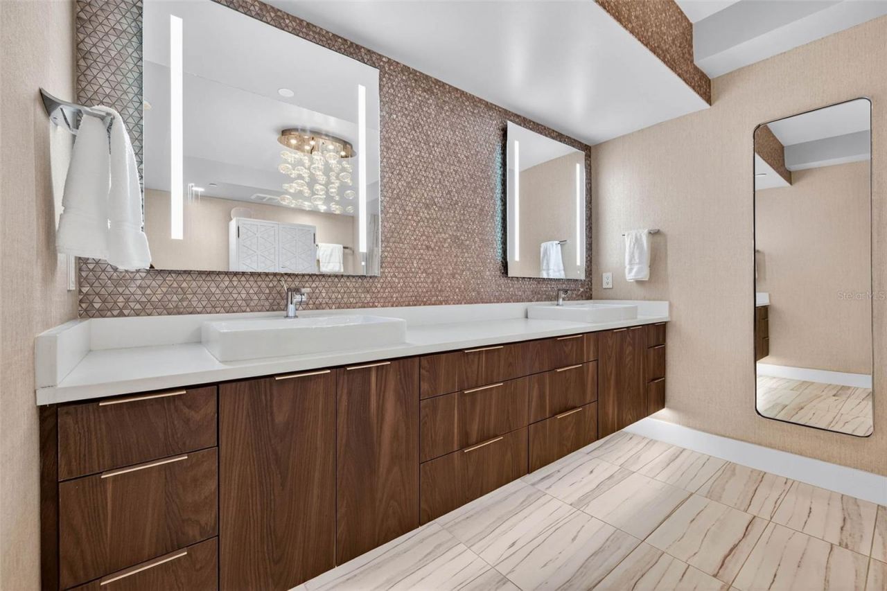 19816 Gulf Boulevard, Unit 501, Indian Shores, FL 33785 Photo