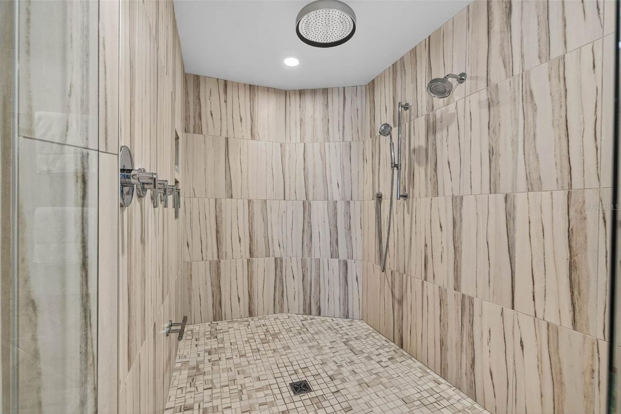 19816 Gulf Boulevard, Unit 501, Indian Shores, FL 33785 Photo