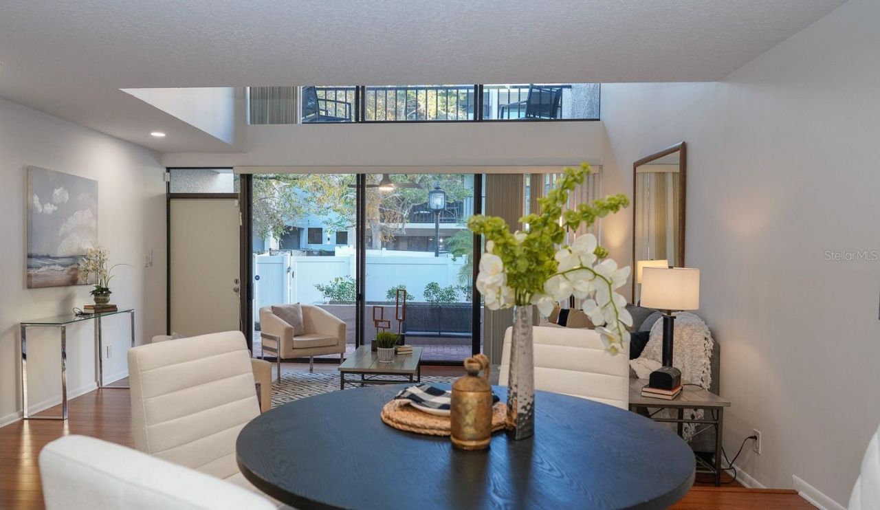 301 2nd Street N, Unit 14, Saint Petersburg, FL 33701 Photo