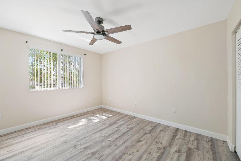 260 Village Boulevard, Unit 5204, Tequesta, FL 33469 Photo