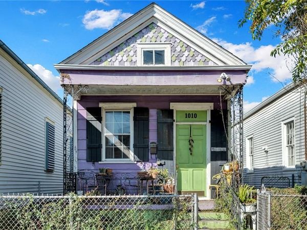 1010 BARTHOLOMEW Street, New Orleans, LA 70117