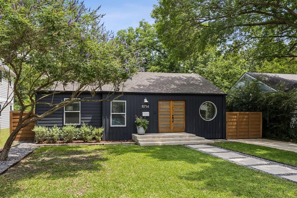 8714 Redondo Drive, Dallas, TX 75218 Main Photo