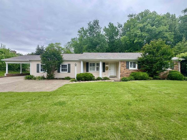 7588 Broadview Drive, Newburgh, IN 47630
