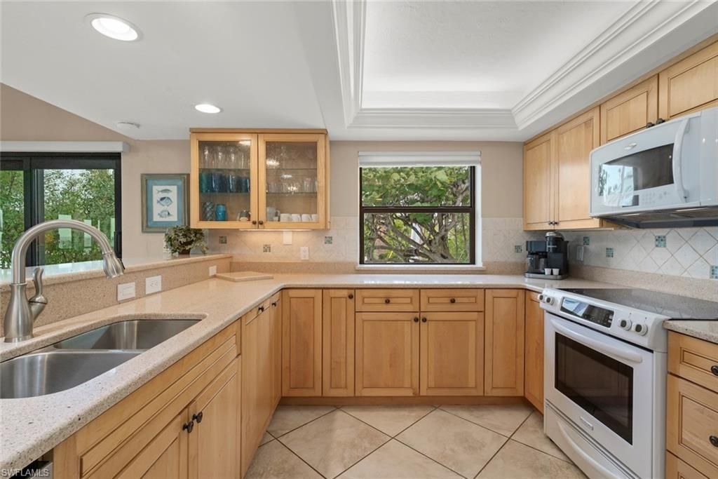 6 Beach Homes, Captiva, FL 33924 Photo