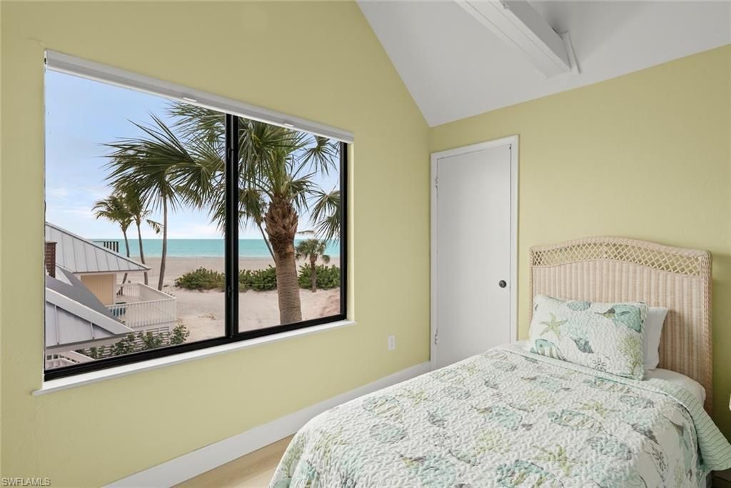 6 Beach Homes, Captiva, FL 33924 Photo