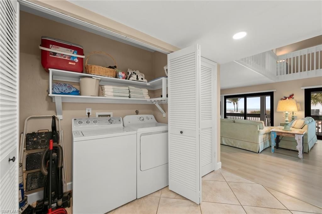 6 Beach Homes, Captiva, FL 33924 Photo