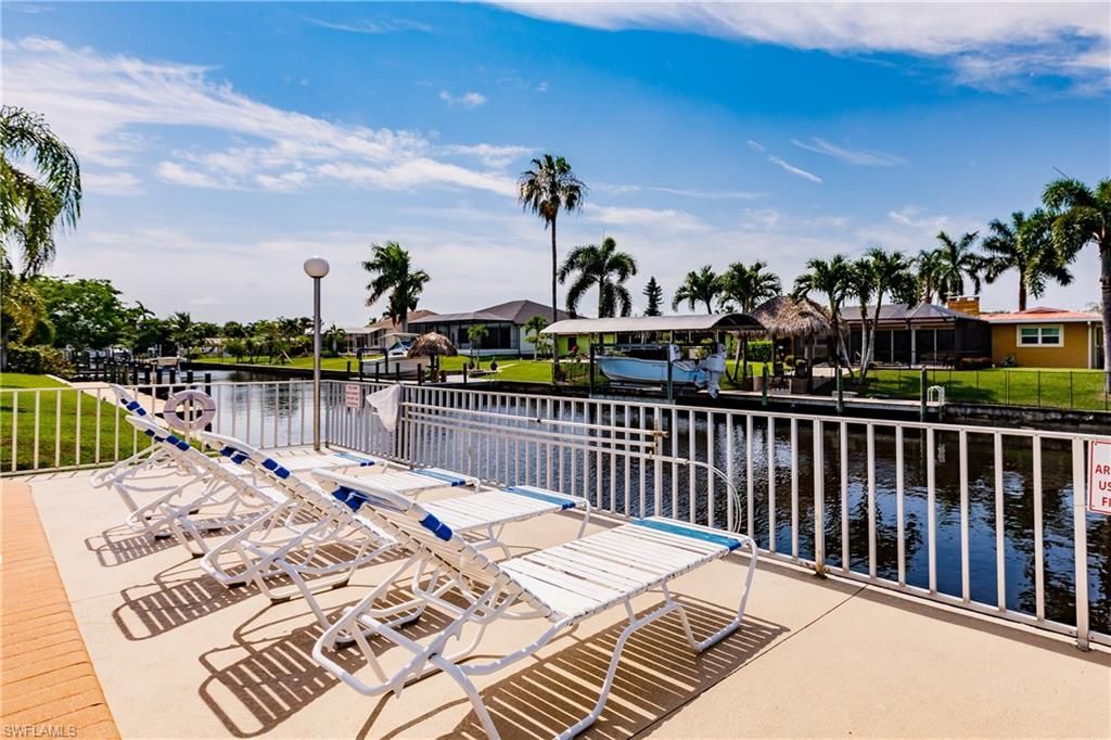 1304 Miramar St, Unit 204, Cape Coral, FL 33904 Photo