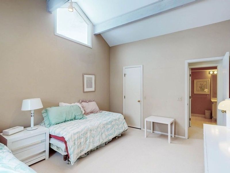 16 Deerfield Lane, Beachwood, OH 44122 Photo 32