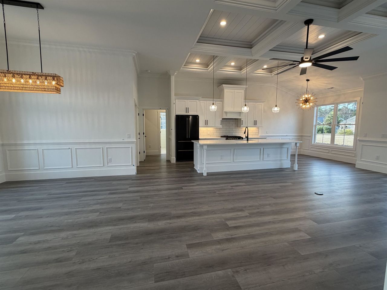 744 Chisholm Dr. Photo 11