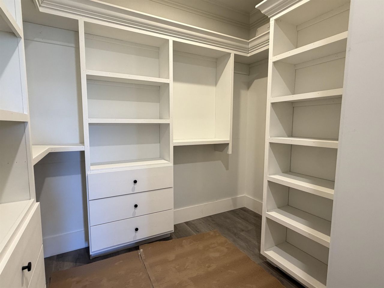 744 Chisholm Dr. Photo 13