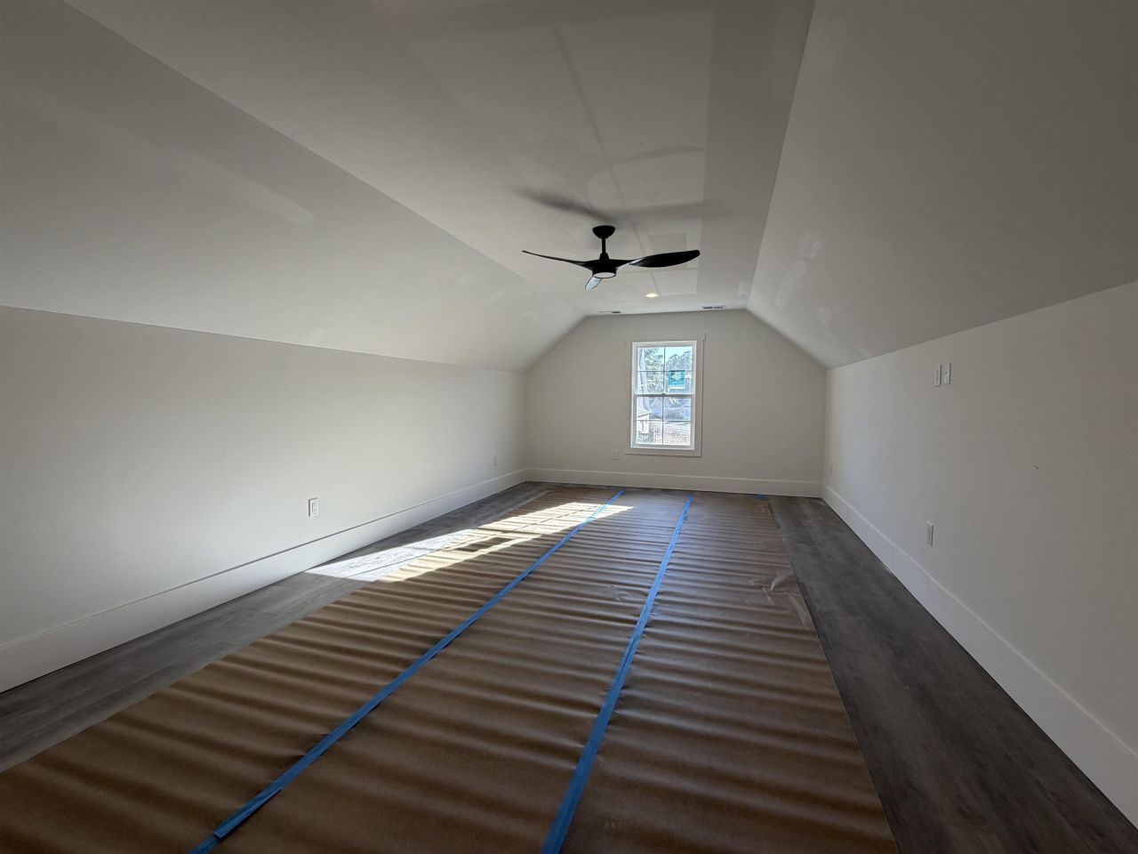 744 Chisholm Dr. Photo 18