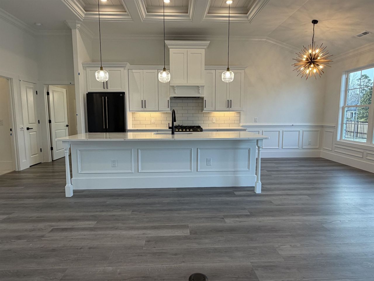 744 Chisholm Dr. Photo 9