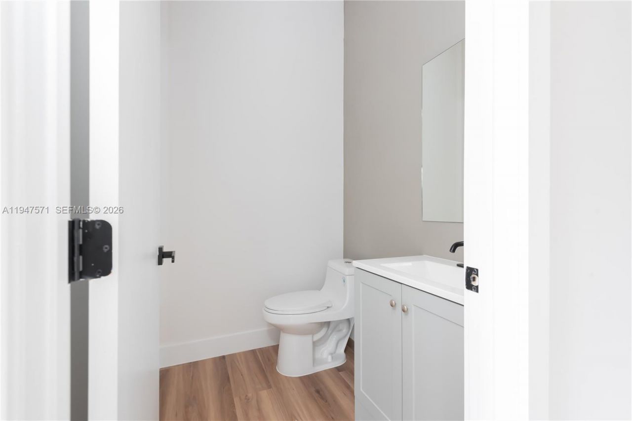 4517 NW 3rd Street, Miami, FL 33126 Photo