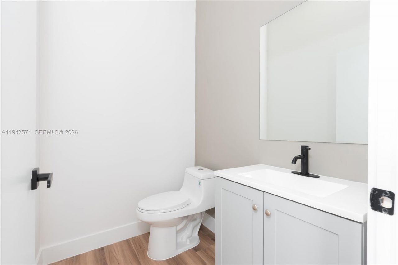 4517 NW 3rd Street, Miami, FL 33126 Photo