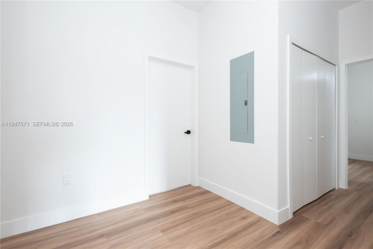 4517 NW 3rd Street, Miami, FL 33126 Photo