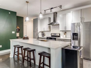 5710 Mccommas Boulevard, Unit 103, Dallas, TX 75206