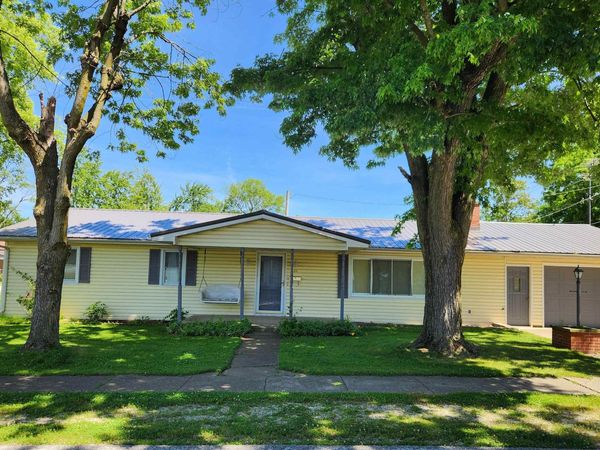401 E Second Street, Fairmount, IN 46928
